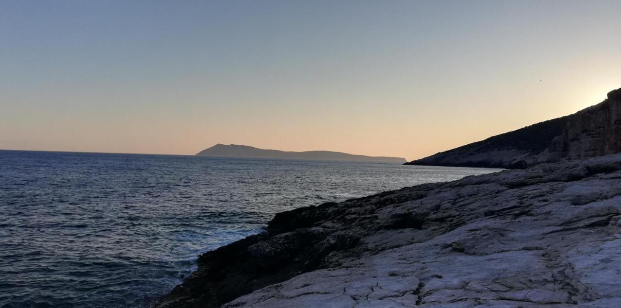 Holiday Home Burba Komiža Εξωτερικό φωτογραφία